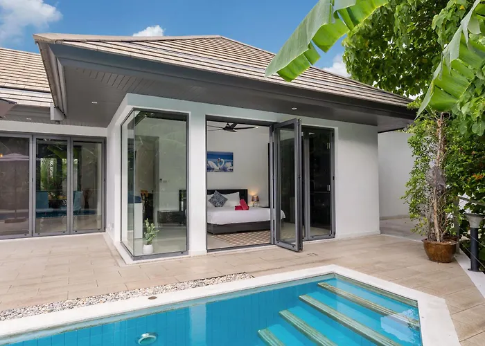 4Br Luxury Pool Retreat - Villa Azura Nai Harn