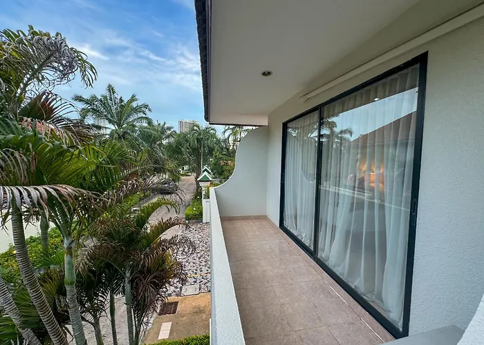View Talay Longstay Hotel & Suites