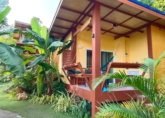 Alisa Bungalows
