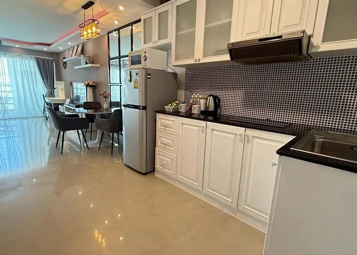 View Talay 6 Pattaya Beach Apartment By Honey
