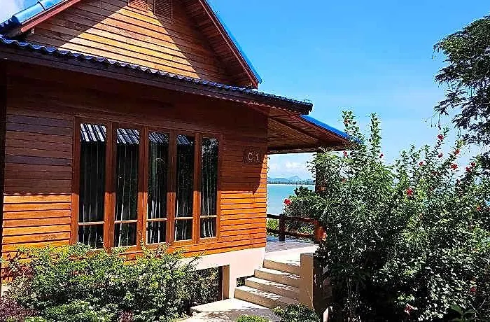 Esmeralda View Resort