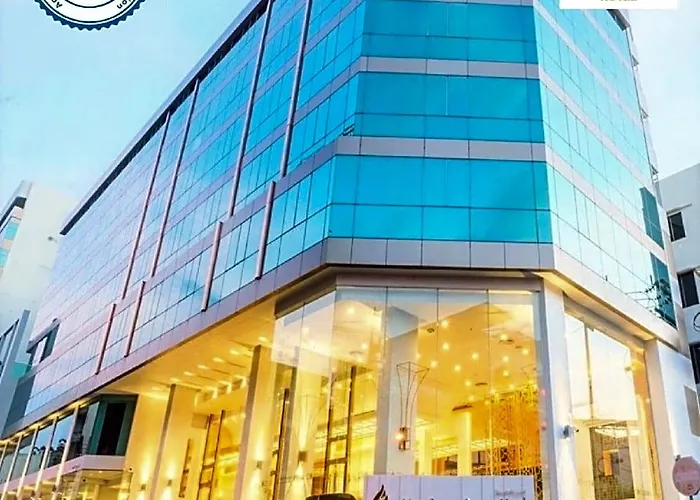 New Season Square Hotel