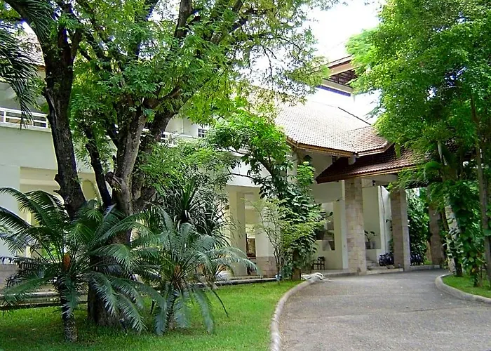 Hakuna Matata Nature Resort