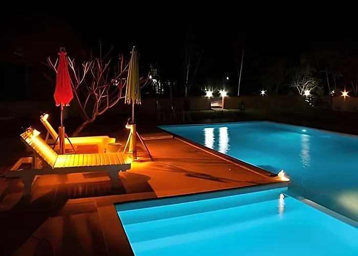 Nan Noble House Garden Resort