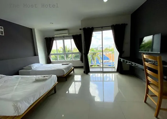 The Most Hotel Ban Thai Wat Khot