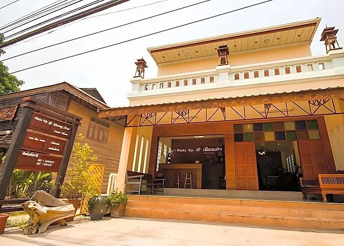Wake Up At Muang Kao Boutique Hotel