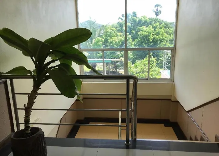 Oyo 75334 Train Hotel