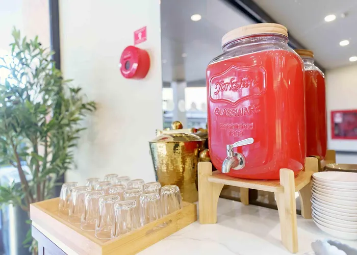 โรงแรมสาครบุรีโคซี่Sakhonburicozyhotel
