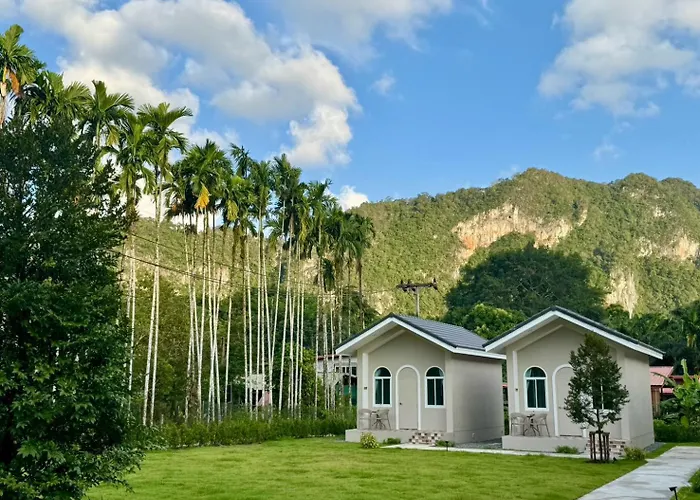 Hills & Hush Khao Sok Eco Resort