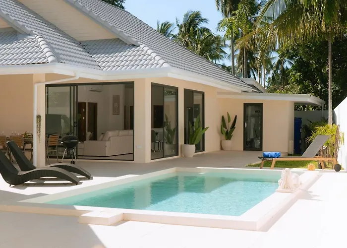 Le Chateau De Maman 4Br Pool Villa In Maenam