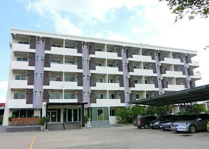 Home Place Lopburi Hotel