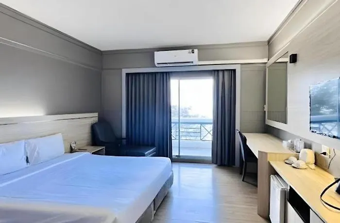 Bp Samila Beach Hotel & Resort