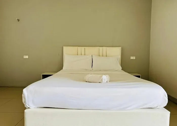 River Residence Saraburi Hotel