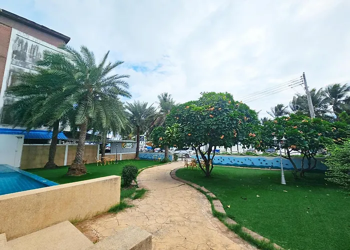 Condo The Beach Bangsaen 327/38