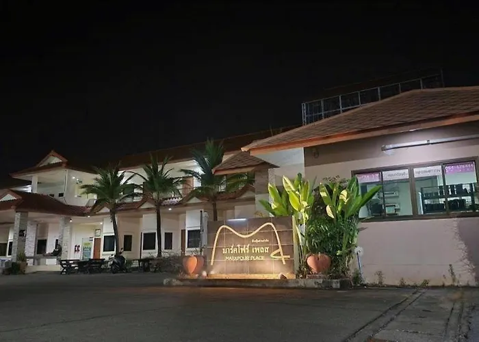 Mark Four Place Hotel