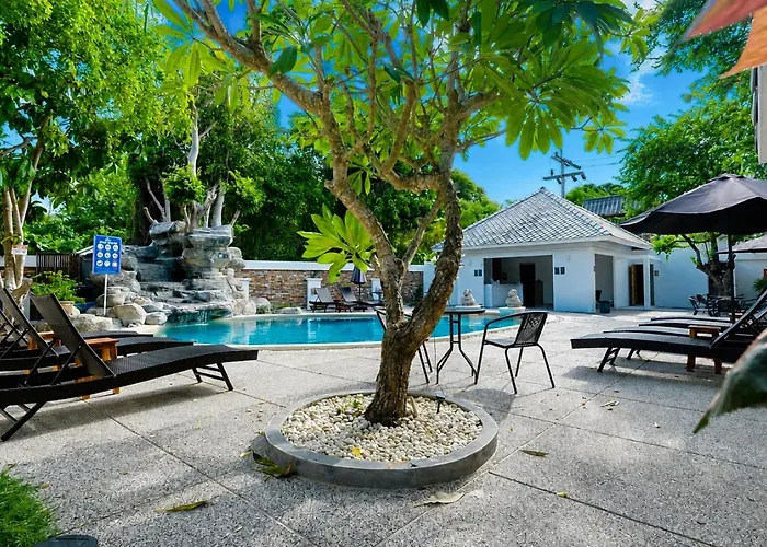 Glory Moon Resort