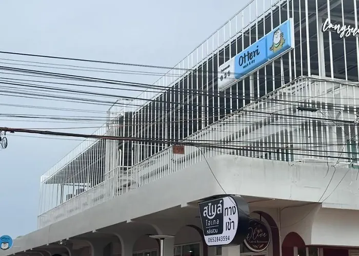 Langsuan Smile Hotel