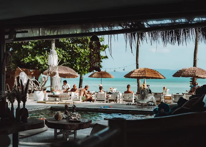 Sea Love Beach Bar & Bungalows