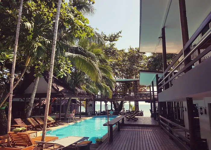Apple Beachfront Resort