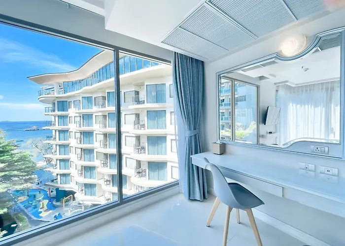 Centara Sonrisa Residences & Suites Sriracha