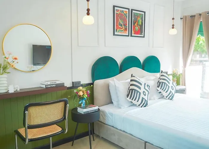 Isara Boutique Hotel And Cafe Phuket