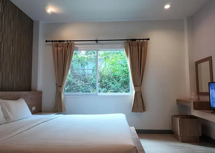 Seree Grand Resort
