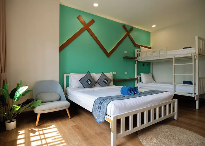Bed Friends Poshtel