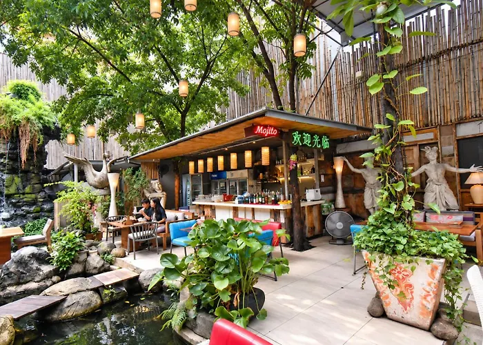 Villa Cha-Cha Banglumphu