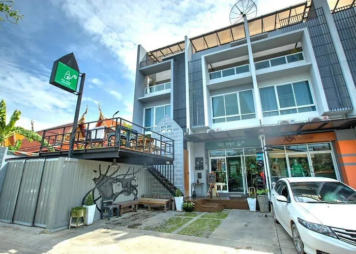 White Monkey Guesthouse Phetchaburi