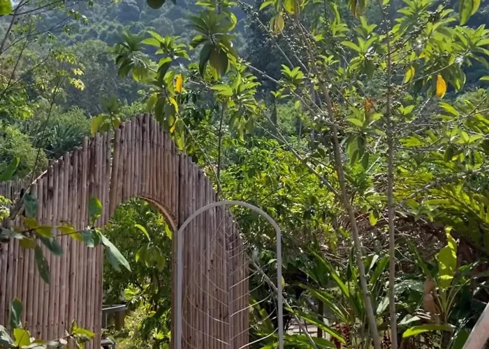 Jaiyen Eco Resort