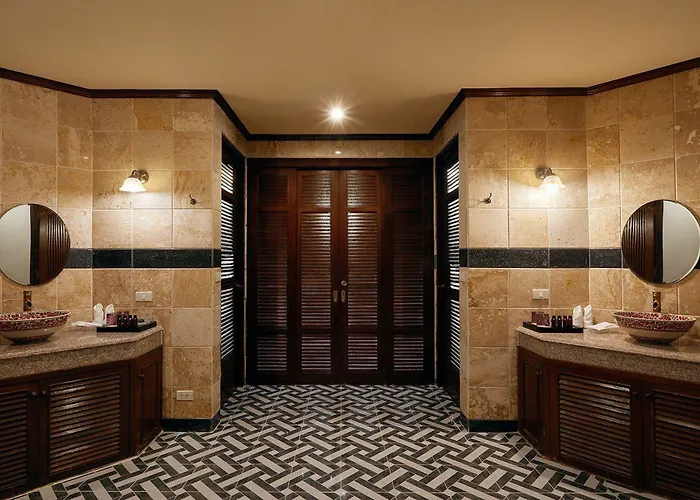 Chinoiserie Collection Resort And Spa Nai Harn