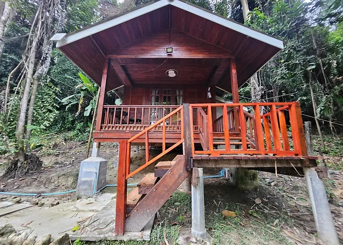 Koh Ngai Camping Restaurant @ Bar