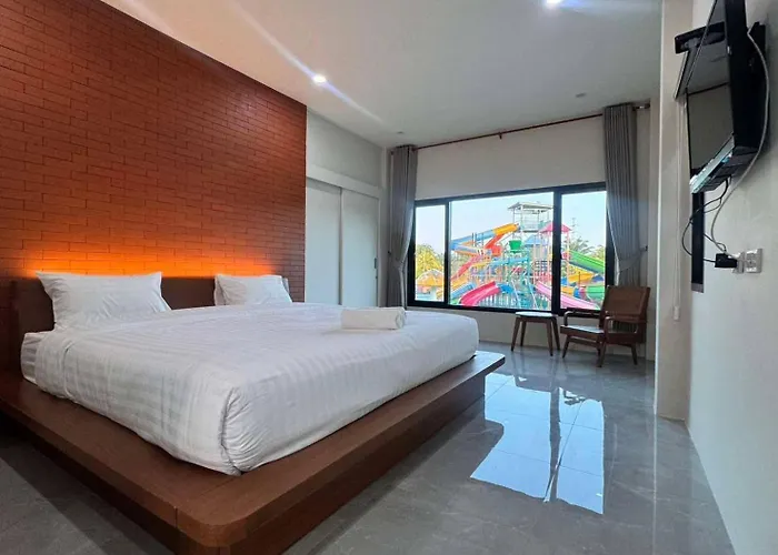Lamphurai Riverside Resort And Spa