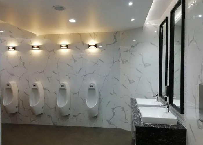 Royal Diamond Hotel
