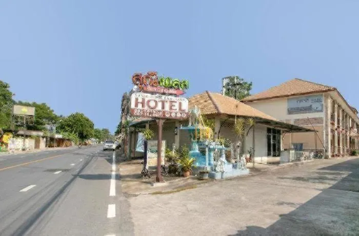 Oyo 75390 Sunee Place Hotel