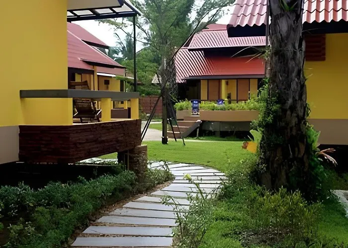 Tanisa Resort Ban Na Thung