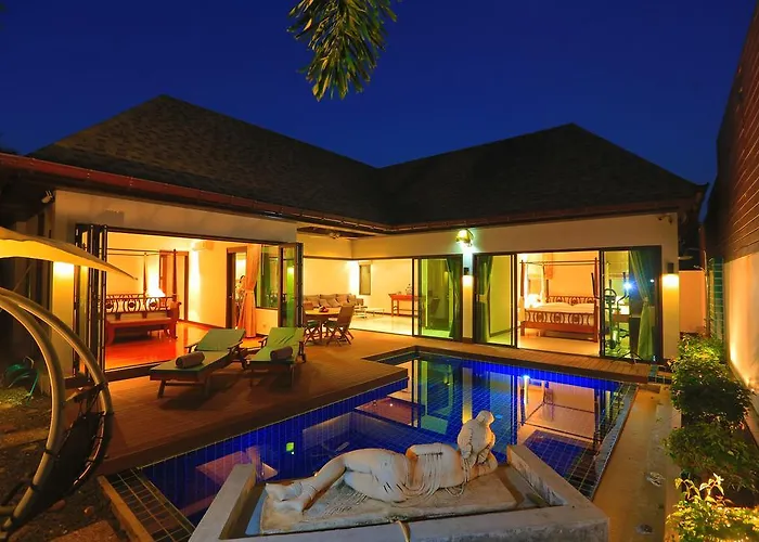 Naiharn Beach Villa