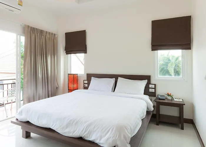 Huga Place Nai Harn