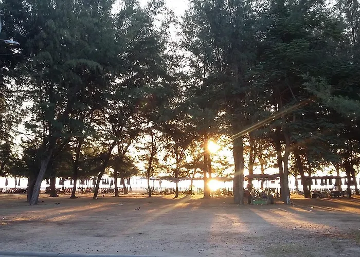 Cha-Am Seaside Hotel