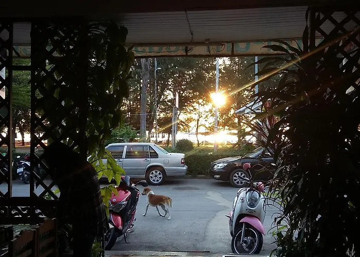 Cha-Am Seaside Hotel