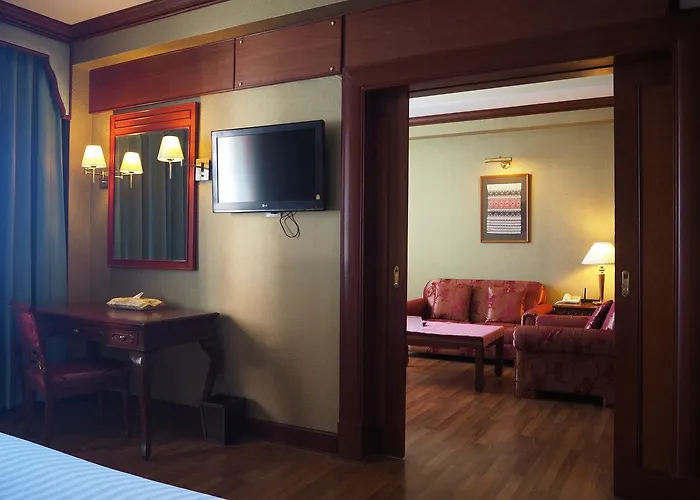 Charoen Thani Hotel, Khon Kaen