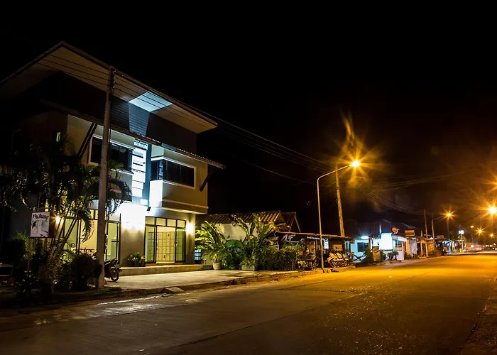 2 Rocks Boutique Hostel
