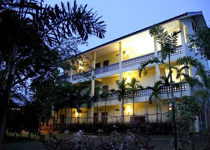 Prasertsri Place