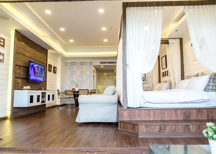 Sandy Beach Condo 17D