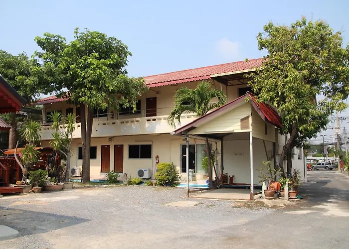 Ratchaphruek Resort
