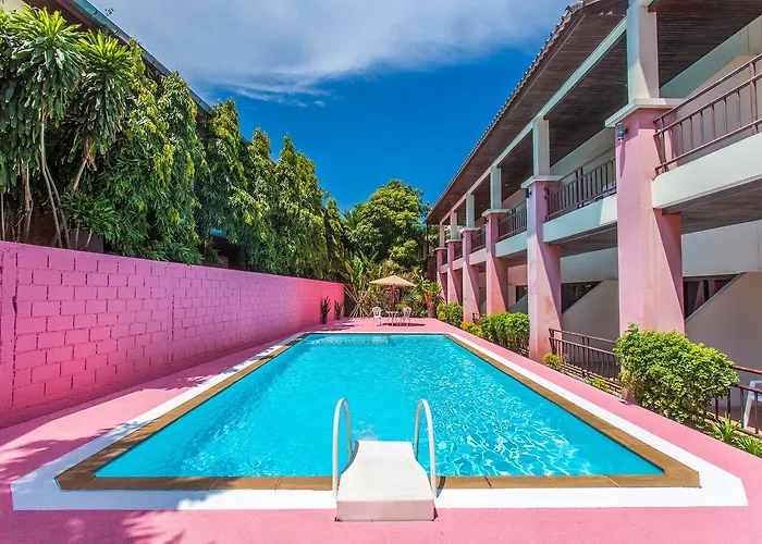 First Resort Albergo Patong