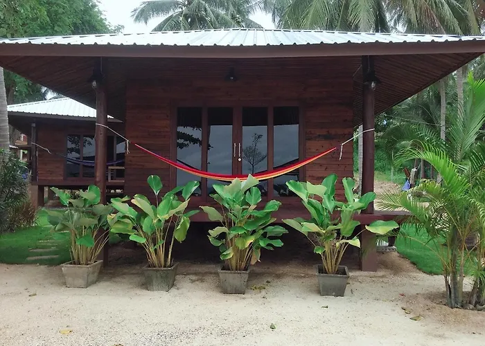Itsara Bungalow Surat Thani