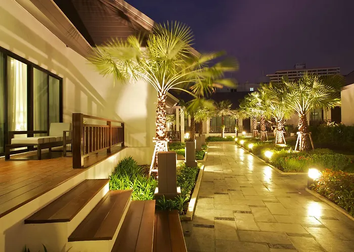 Long Beach Luxury Villas Pattaya