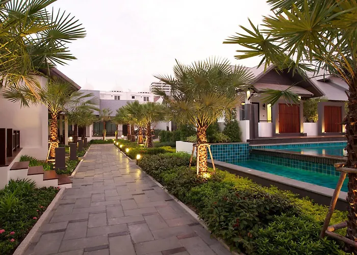 Long Beach Luxury Villas Pattaya