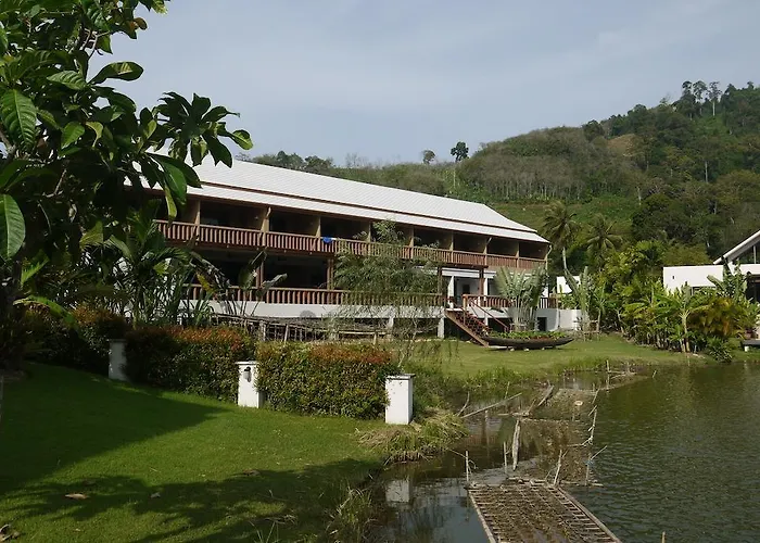 Casa Sakoo Resort